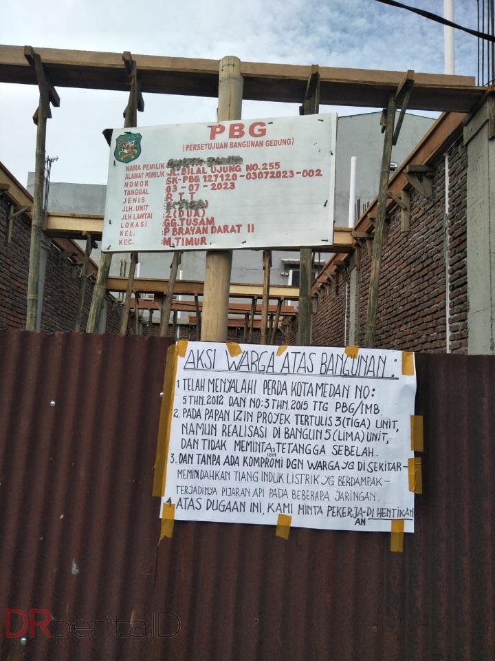 Puluhan Warga Demo Pembangunan Holy Land di Jalan Cemara Medan