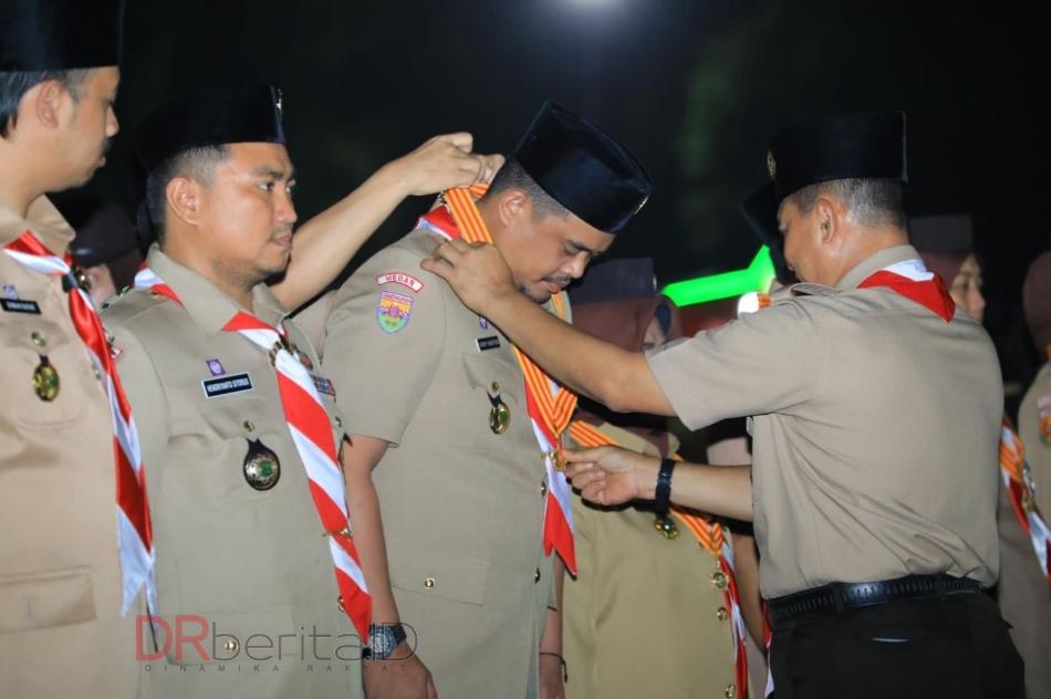 14 Agustus: Bobby Nasution Dianugrahi Lencana Melati Gerakan Pramuka