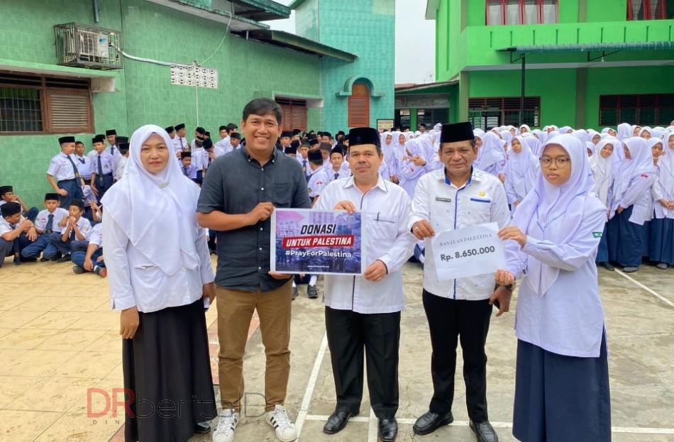 Peduli Palestina, MTsN 3 Medan Salurkan Donasi Melalui DDW