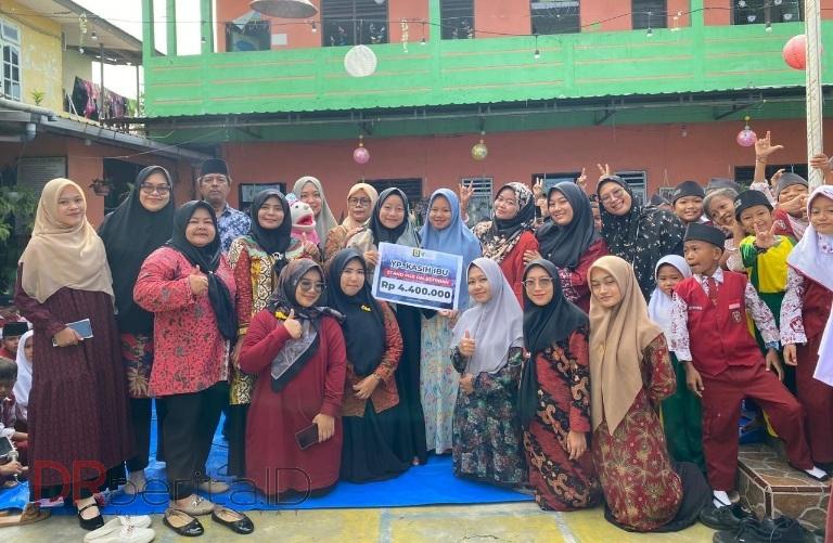 Lewat DDW, SD Swasta Kasih Ibu Salurkan Donasi ke Palestina