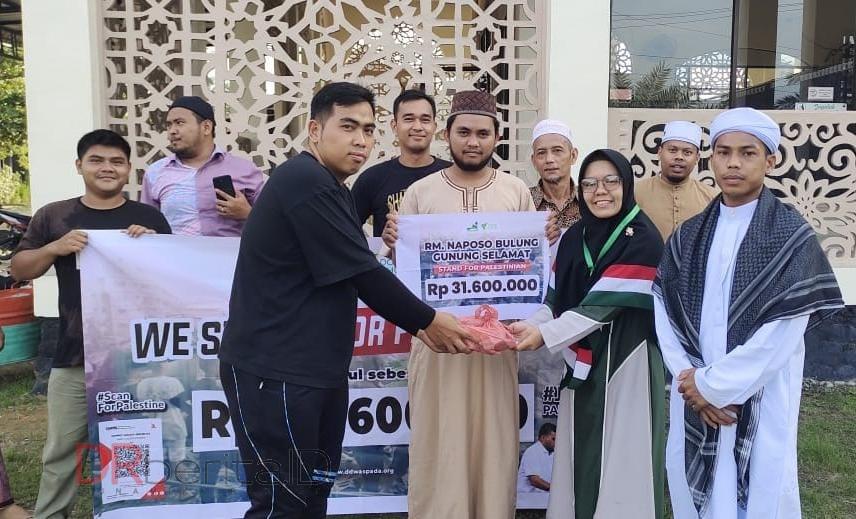 Remaja Masjid Naposo Bulung Gunung Selamat Donasi Rp32 Juta ke Palestina