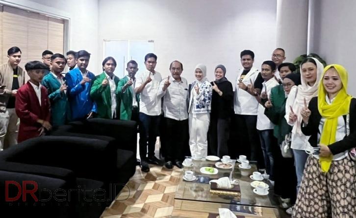 Tiba di Medan, Putra dan Putri Capres Cawapres AMIN Disambut Ratusan Mahasiswa