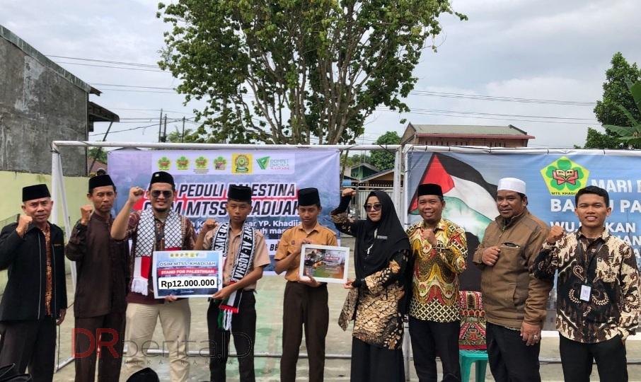 YP Khadijah Gelar Aksi Peduli Palestina Salurkan Donasi Melalui DDW