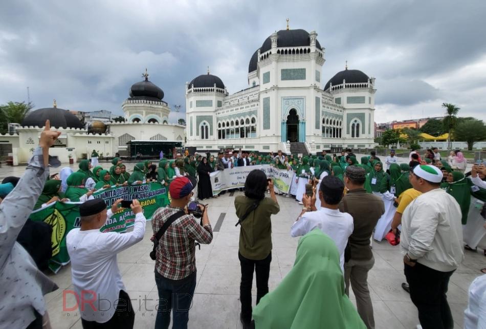 Kenang 18 Tahun Tsunami, Ketua IPHI Sumut Lepas Rombongan ke Aceh