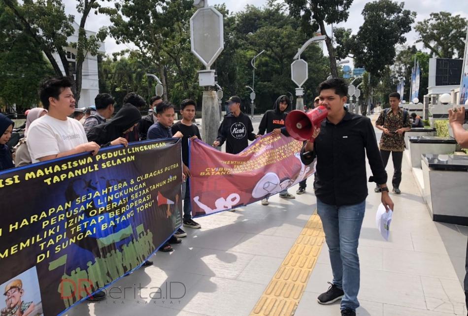 Massa Peduli Lingkungan Desak Pj. Gubsu Evaluasi Izin Galian C di Sungai Batang Toru