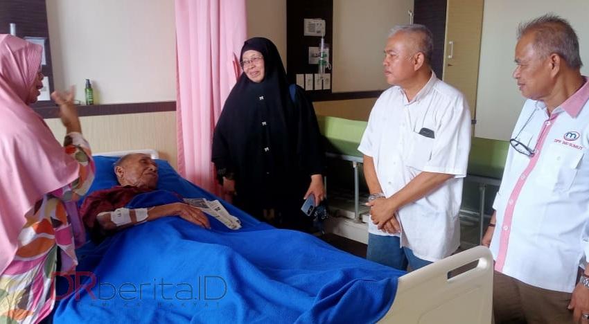 Tokoh Pers Muhammad TWH Masuk RS Royal Prima