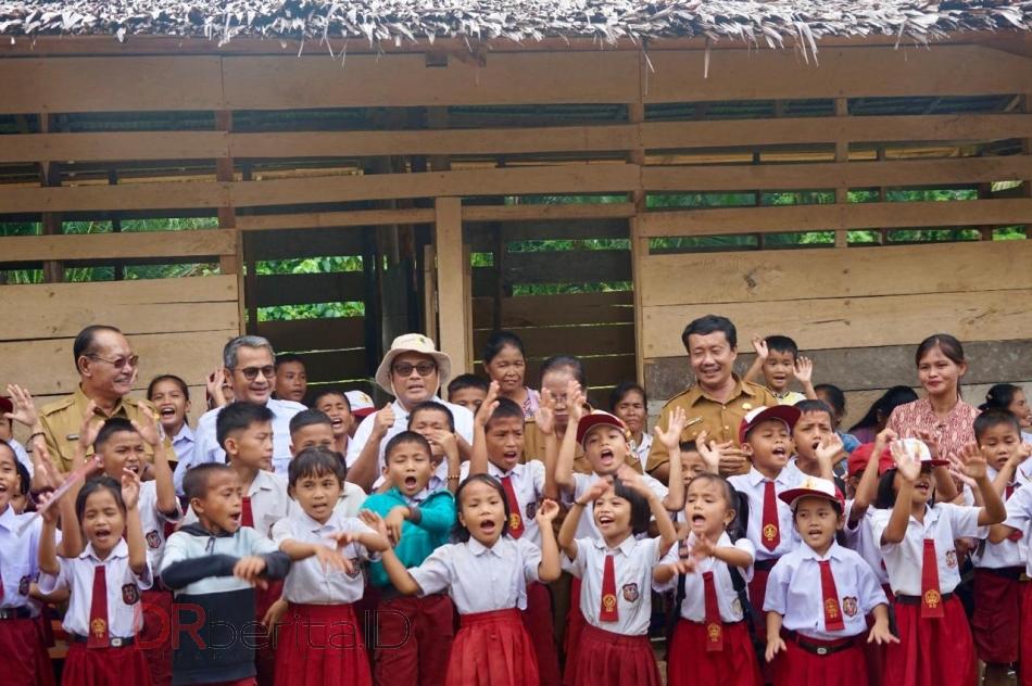 Dukung Peningkatan Kualitas Pendidikan, Bank Sumut Salurkan CSR Kepada Pemkab Nias