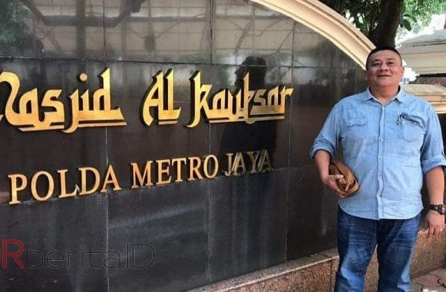 Alumni SMAN 8 Medan Desak Haris Lubis Copot Rosmaida dan August Sinaga