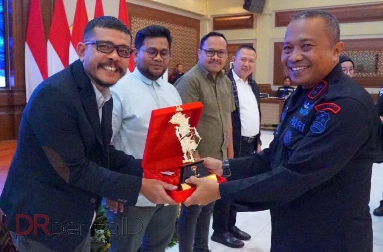 Tingkatkan Kemampuan Kehumasan Korbrimob Polri Gelar Pelatihan Jurnalistik