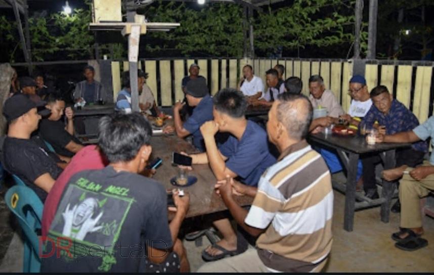 Ngopi Bareng Azhir dan Warga Batubara, Sejak Pj. Bupati Berobat Gratis Tak Ada Lagi