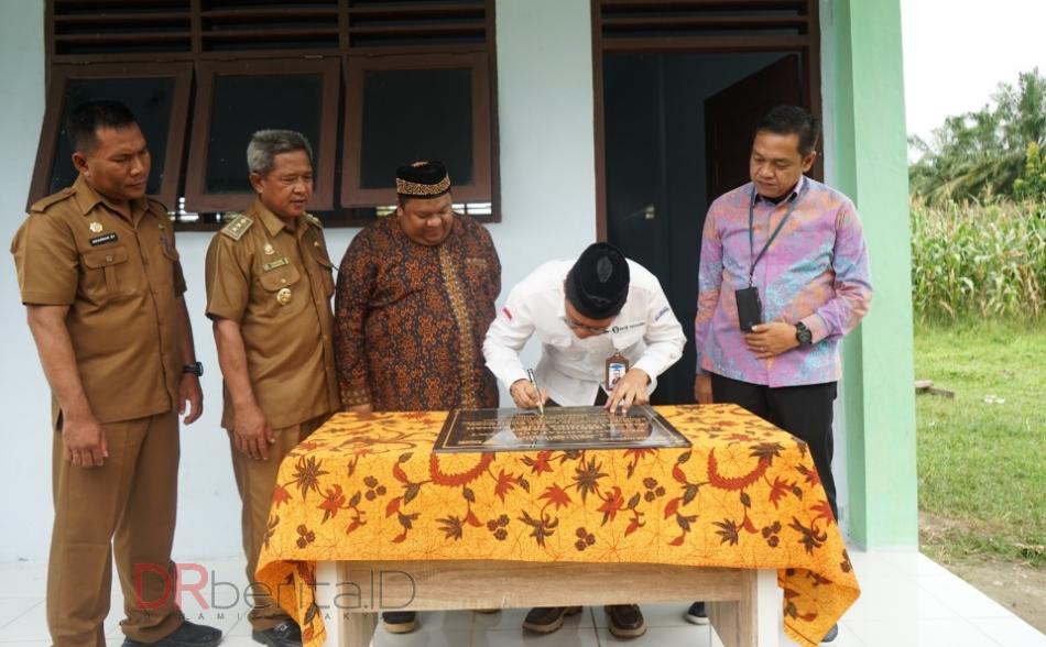 Bank Indonesia dan DDW Luncurkan Program Pelatihan Peternakan Domba di Hamparan Perak