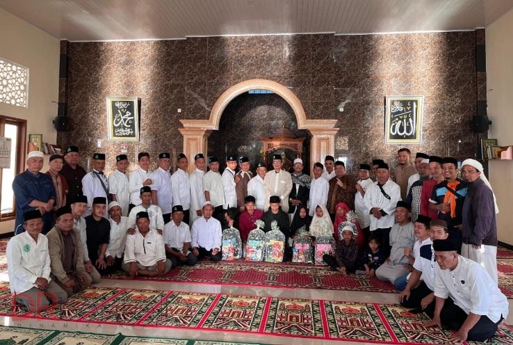 Godman Ceritakan Perjuangan Islam di Pulau Samosir Kepada Majelis Zikir Arafah Sumut