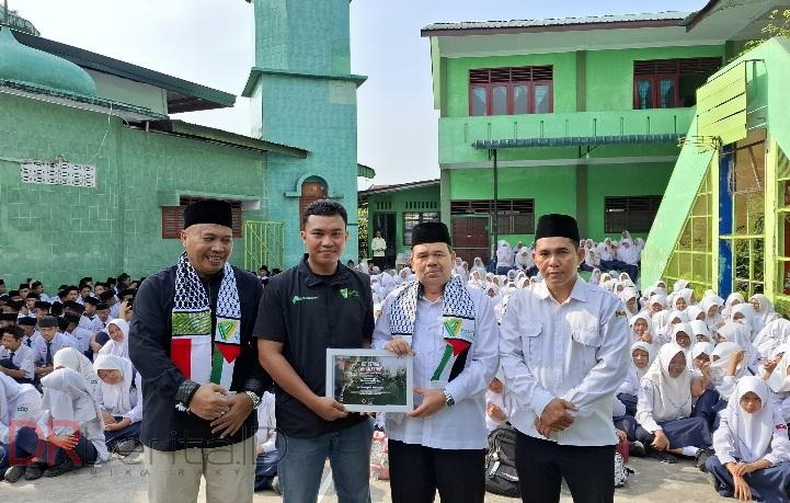 MTsN Negeri 3 Medan Salurkan Donasi Rp15 Juta untuk Palestina Melalui DDW