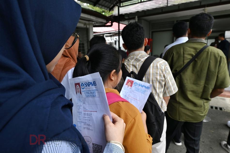 Tinjau Pelaksanaan UTBK-SNBT, Rektor USU Siapkan Sanksi Hukum Bagi Pelaku Ujian yang Curang