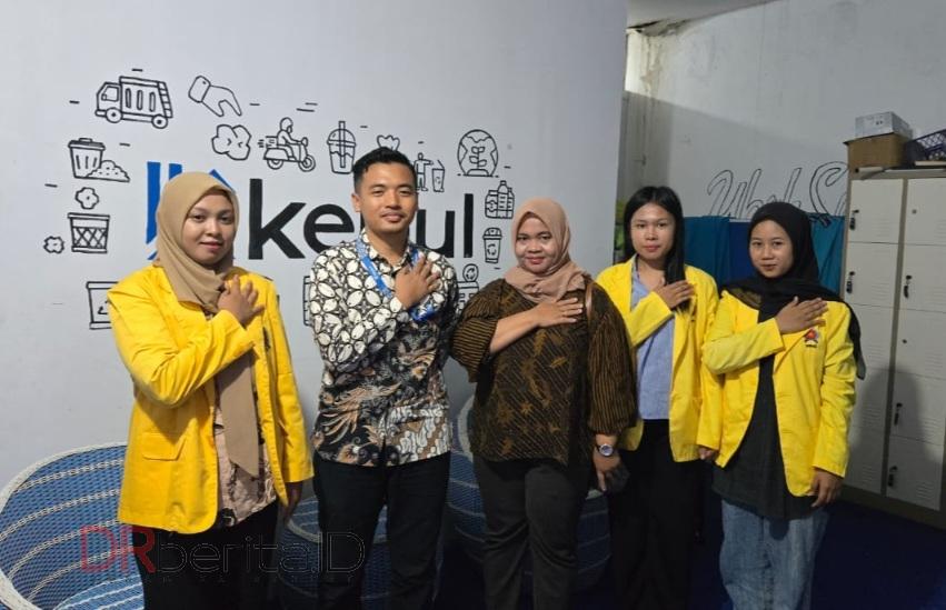 Mahasiswa Manajemen UNPAB Medan Magang Digital Marketing dan Daur Ulang Sampah