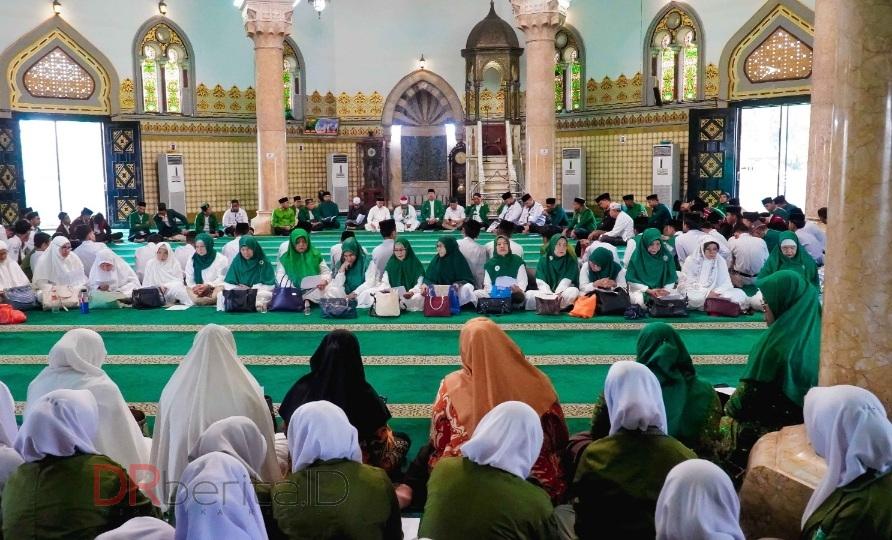Zikir dan Doa Warga Washliyah dari Masjid Raya ke Makam Ulama Jelang HUT ke-95