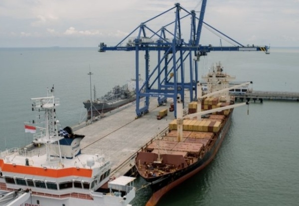 Arus Peti Kemas Masuk Belawan dan Kuala Tanjung Meningkat Meski Permintaan Global Melemah