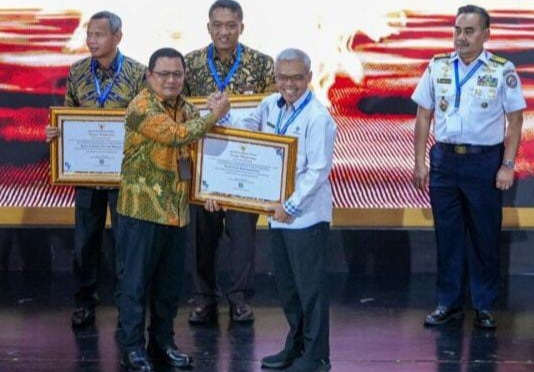 Kemnaker Raih Penghargaan Tata Kelola Arsip dan Predikat SJTN dari ANRI