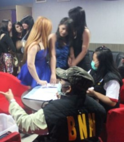 Kepala Desa dan 7 Wanita Cantik Diamankan BNN dari Kafe Patumbak