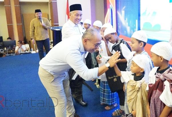 100 Anak Ikuti Khitan Massal Bank Sumut dari Zakat Pegawai