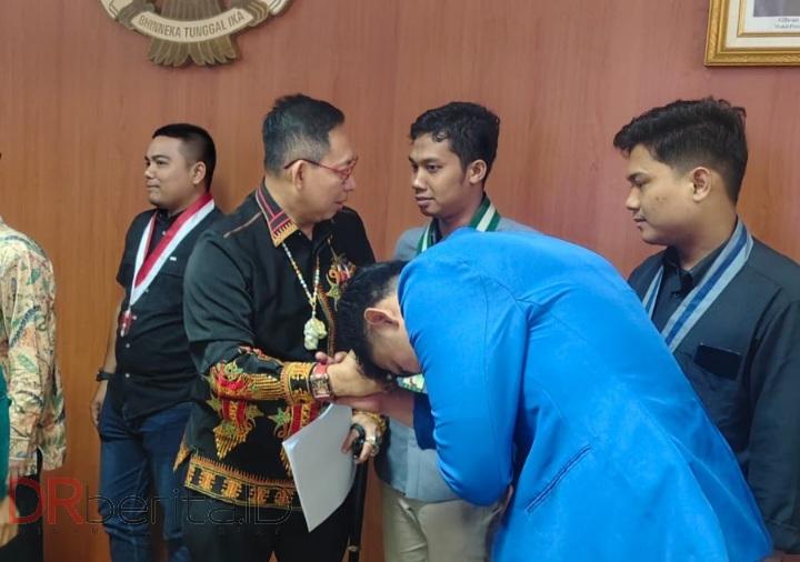 Kelompok Mahasiswa Sampaikan Persoalan MBG, BBM, dan KDMP ke DPRD Medan