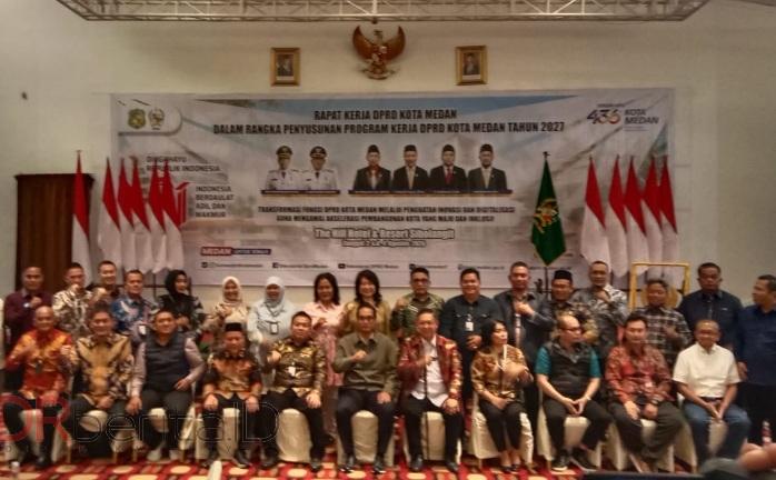 Pemerintah Kota Medan Rapat Kerja Bahas Rakyat di Hotel Mewah