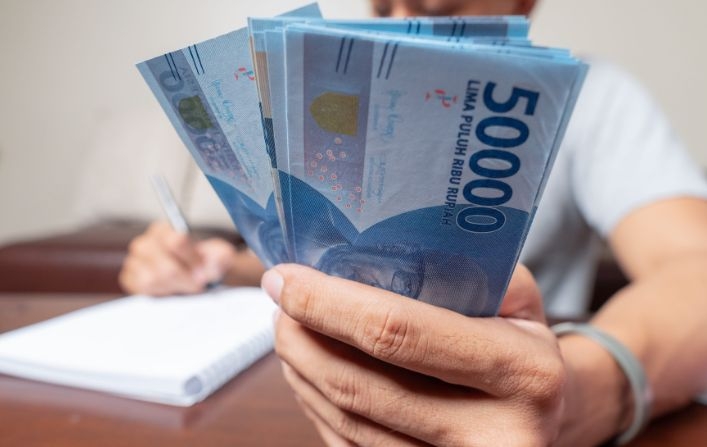 5 Tips Cerdas Mengelola Keuangan agar Uang Tidak Cepat Habis